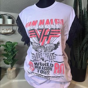 Lace Sleeveless Band Tee